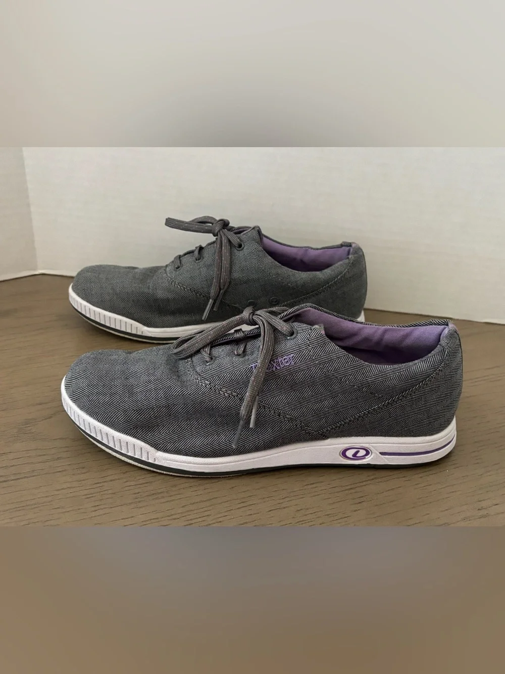 Dexter Gray Herringbone Canvas Lace-Ups with Lavender Lining